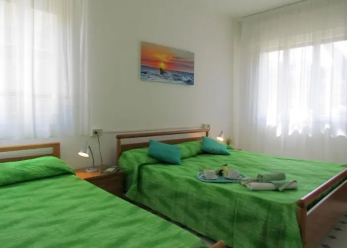 Cozy 300mt From The Apartmán